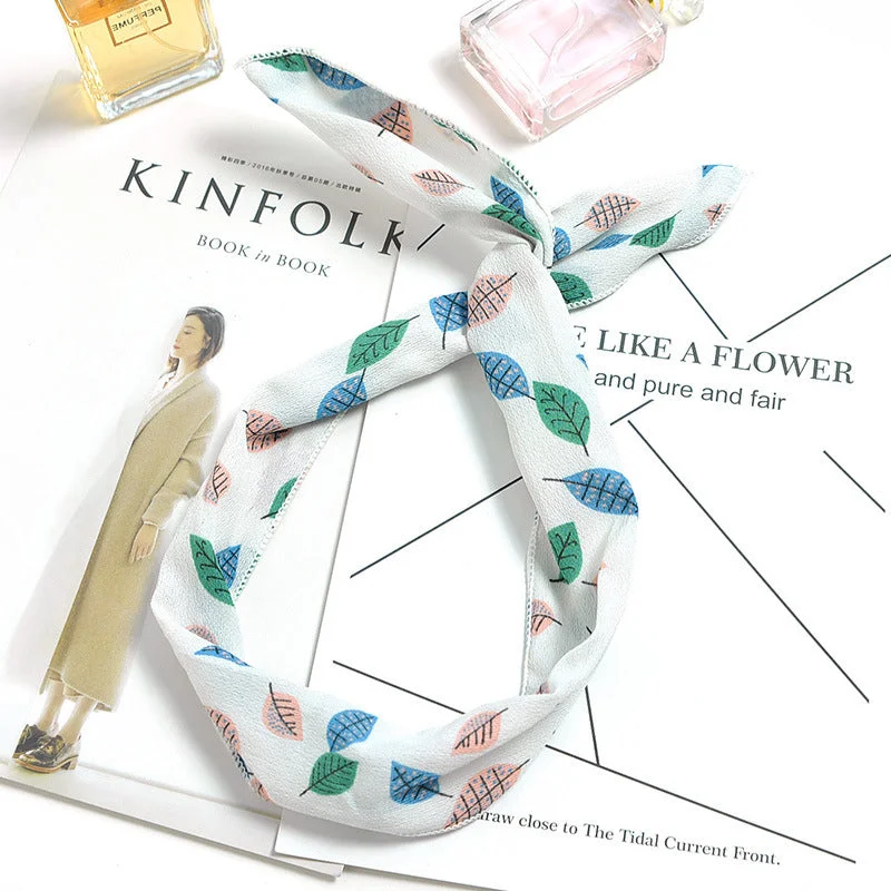 delicate flower hair clips for casual wear-just-lil-things-white-bandanas-hair-band-jlth00285